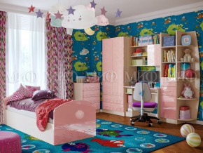 Детская комната Юниор-2 Розовый металлик в Богдановиче - bogdanovich.magazinmebel.ru | фото